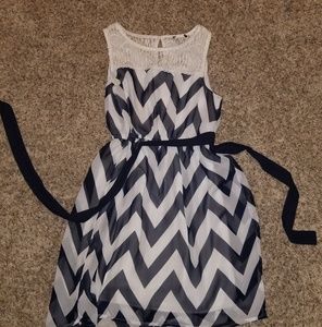 Girls 10/12 Chevron dress tie back
